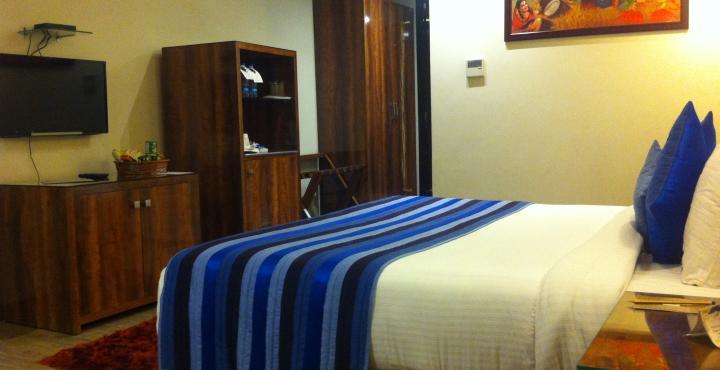 One Earth Avaas Hotel Amritsar Exterior photo